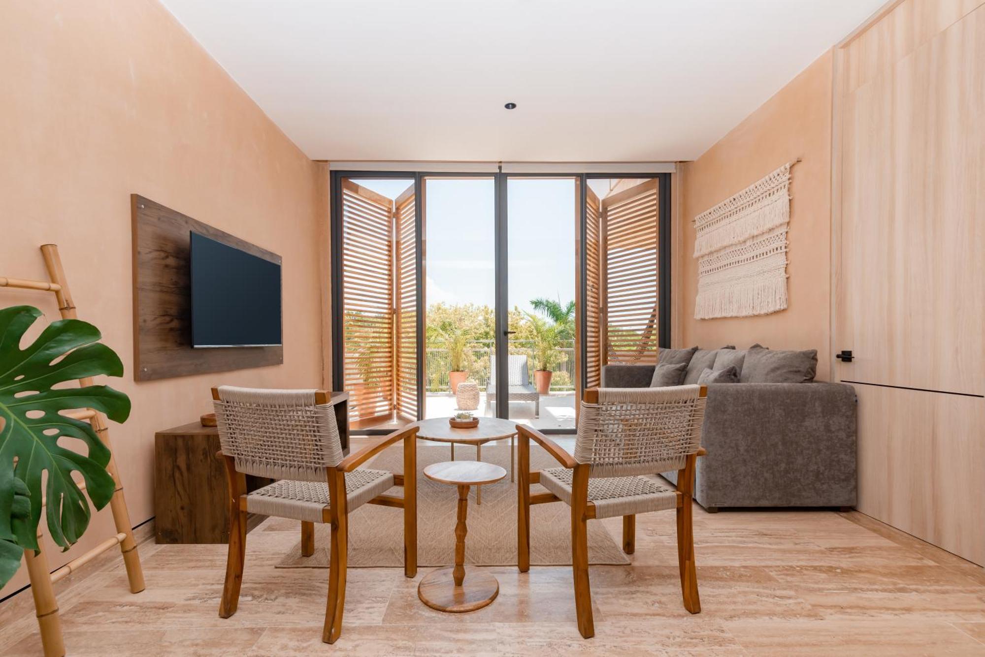 Lumina At The Village Luxury Residences In Corasol