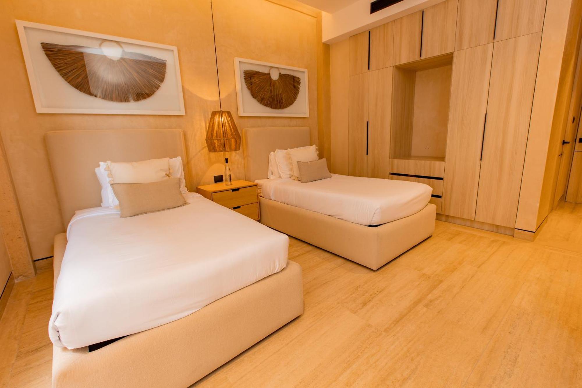 Lumina At The Village Luxury Residences In Corasol Apartamento *